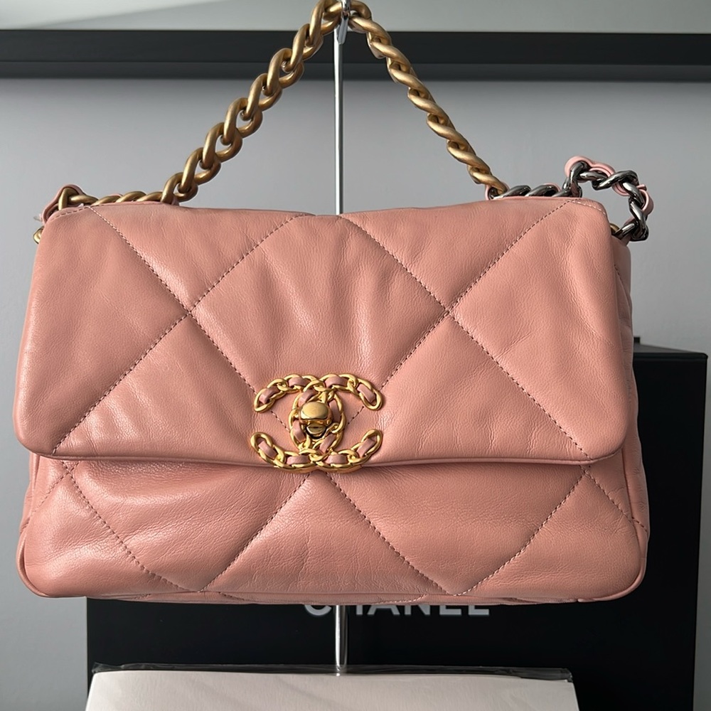 Chanel 19 Light Pink small